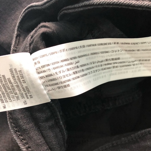 HOLLISTER Black High Rise Slim Straight Classic Stretch Jeans Size 13 /31 - Picture 10 of 11